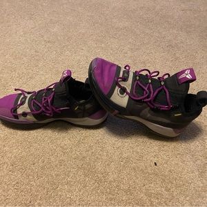 Kobe Bryant basketball shoes